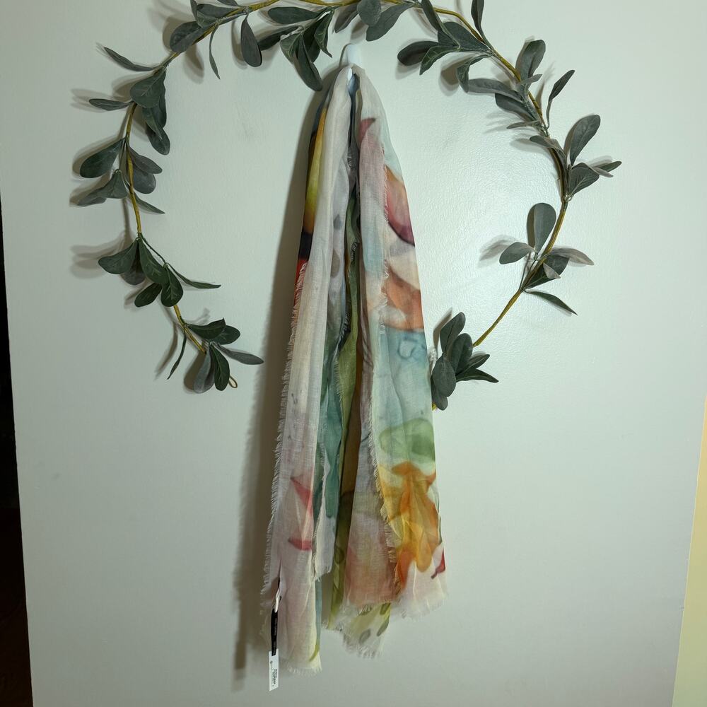 NWT Coco + Carmen Floral Scarf